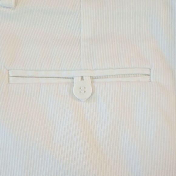 Unlisted By Kenith Cole White Pique Cropped Summer Pants Size 8 - Picture 7 of 7